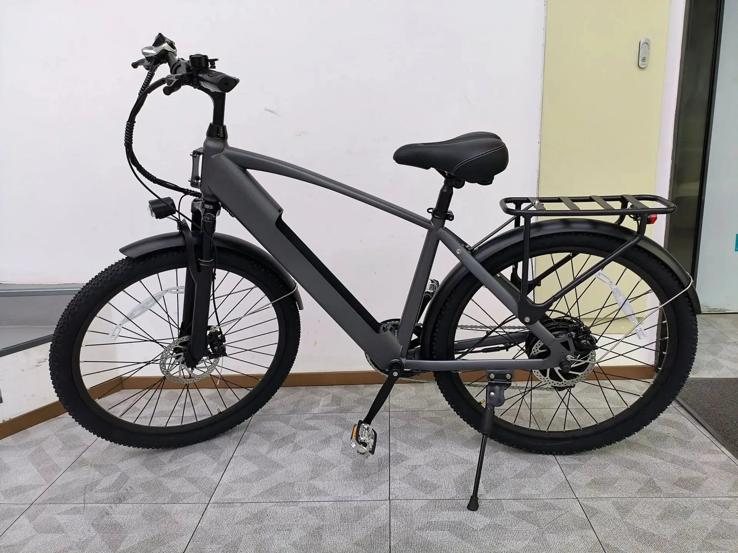 26-inch electric bicycle with built-in 750Wmotor, 48V10.4AH battery,time-saving and labor-saving E-bike for urban transportation